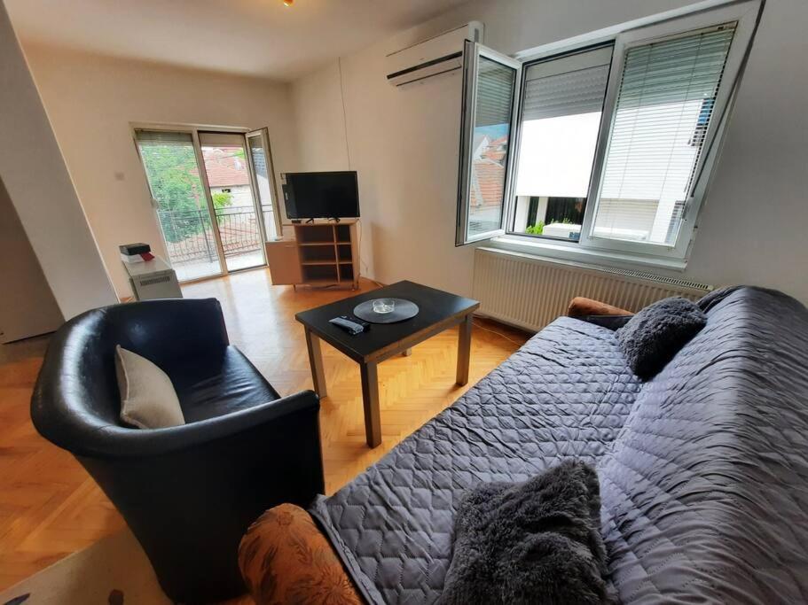 Apartman Lan - Free Parking Vranje Exterior foto